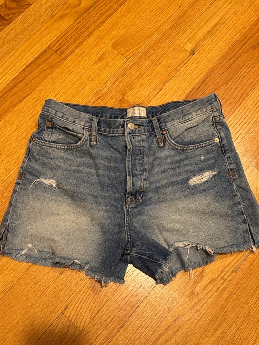 Free People We The Free Denim Cut Off Jean Shorts Size 31